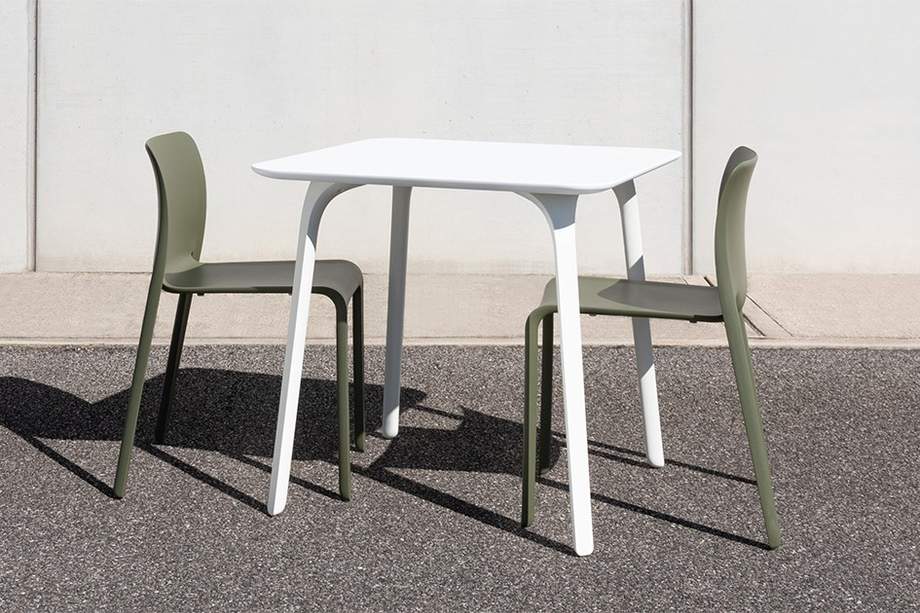 Magis Air Table