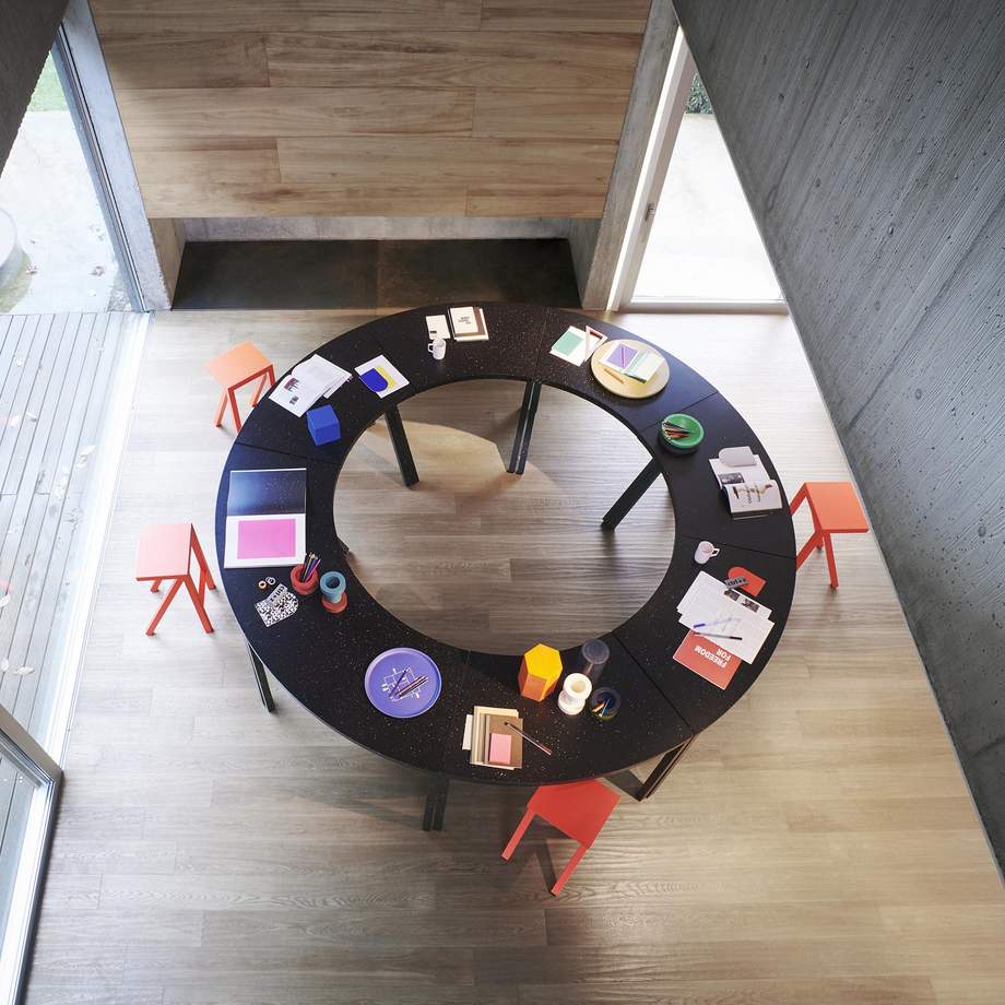 Magis Bureaurama Table