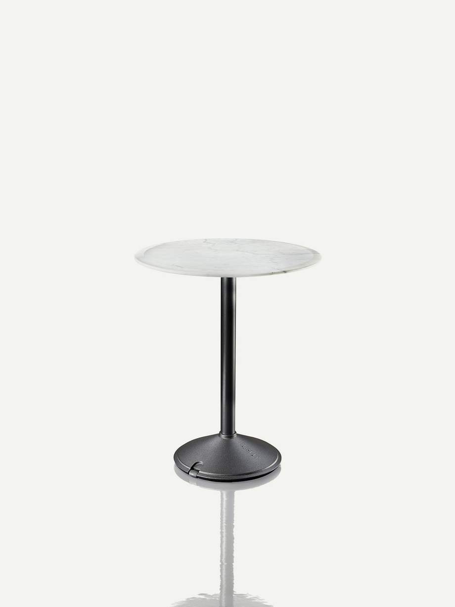 Magis Brut Bistrot Table