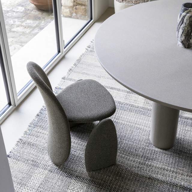 Mogg Lunee Chair