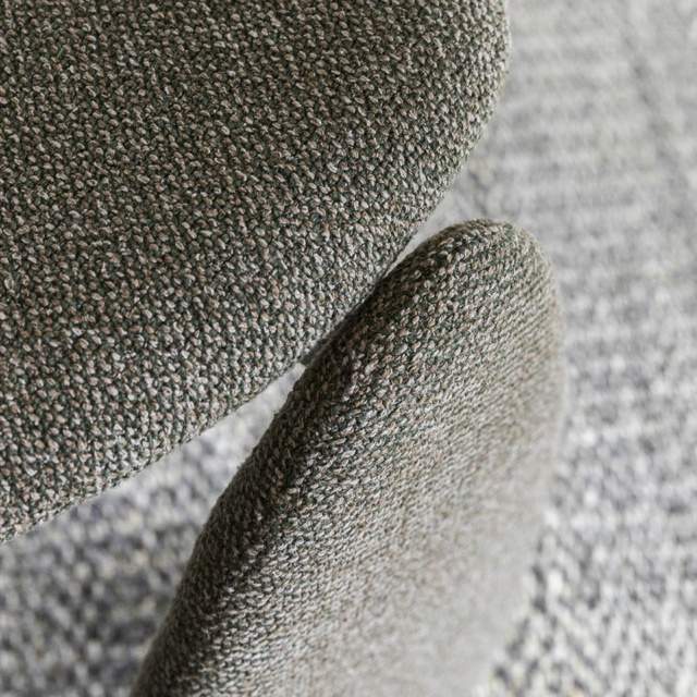 Mogg Lunee Chair