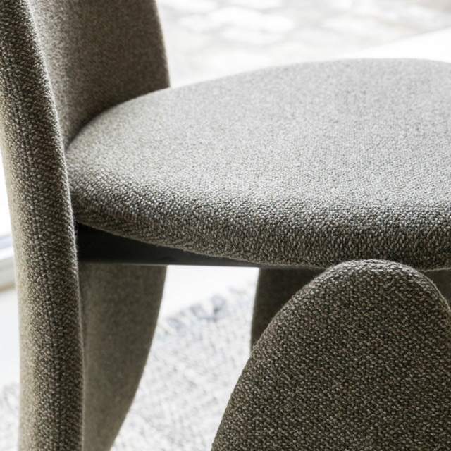 Mogg Lunee Chair
