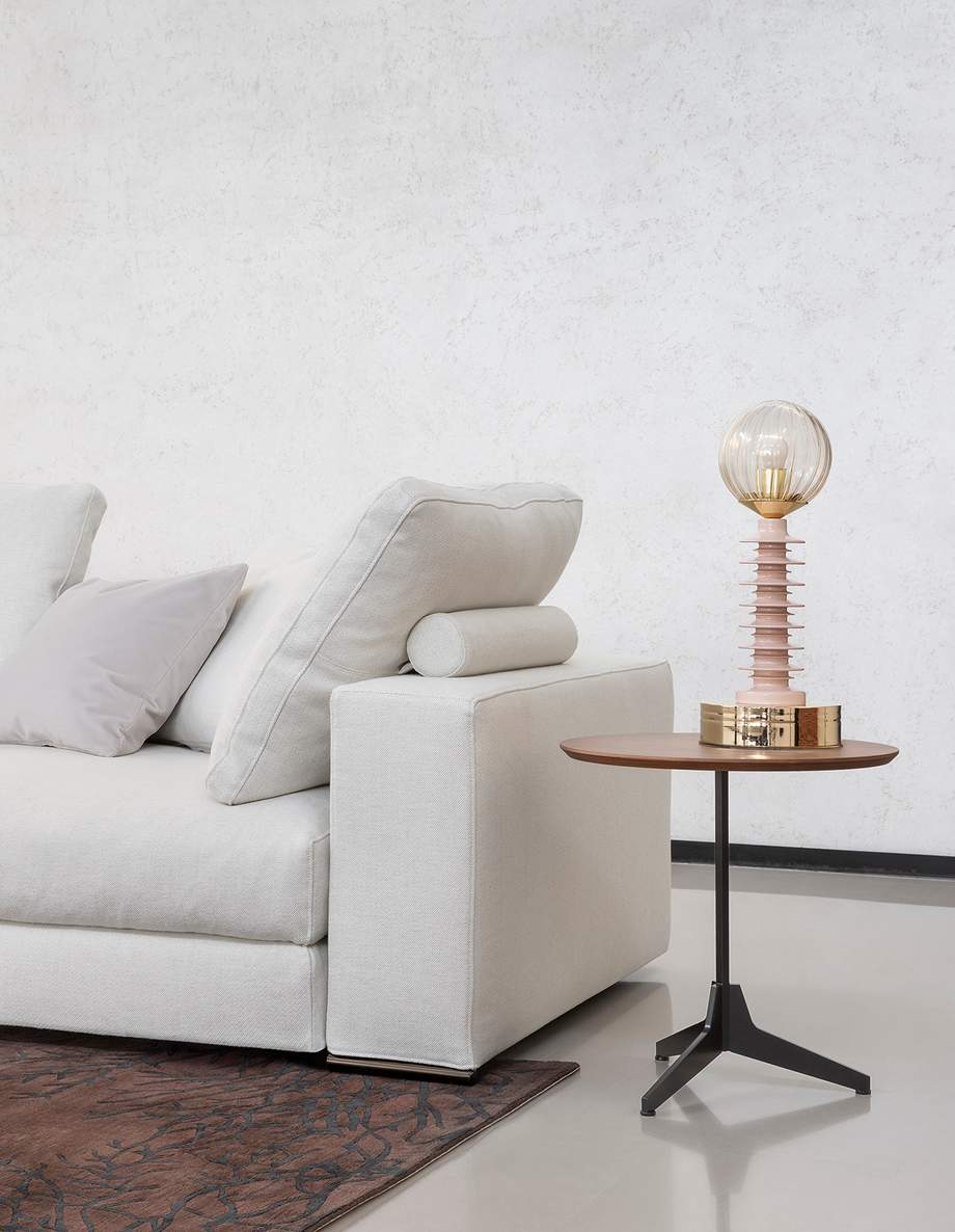 Saba Ananta Class Sofa