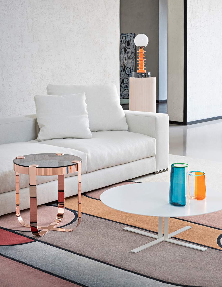 Saba Ananta Class Sofa