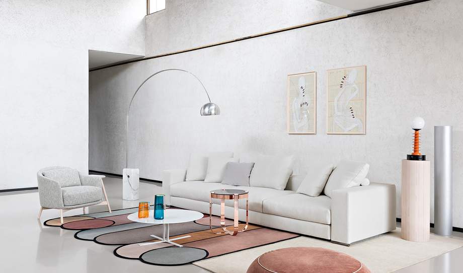 Saba Ananta Class Sofa