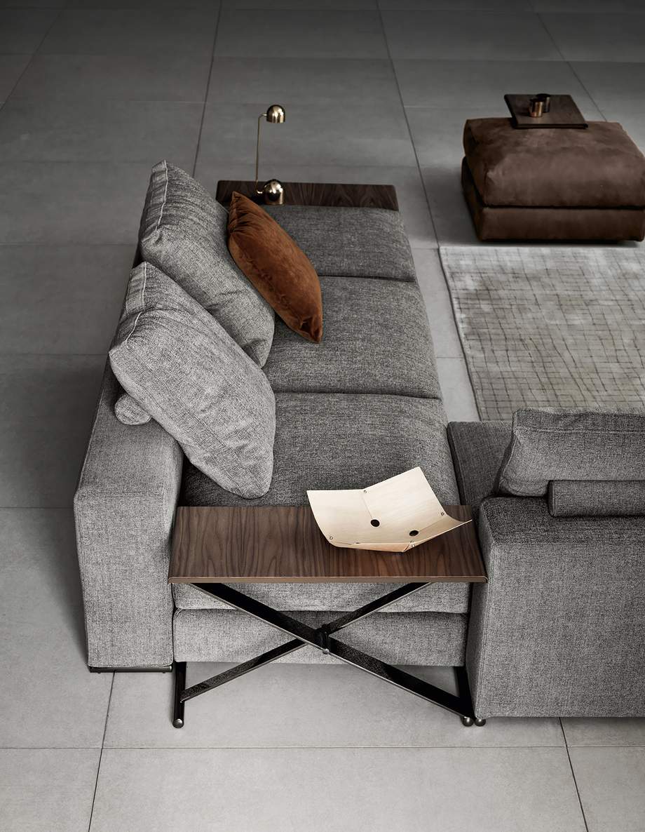 Saba Ananta Class Sofa