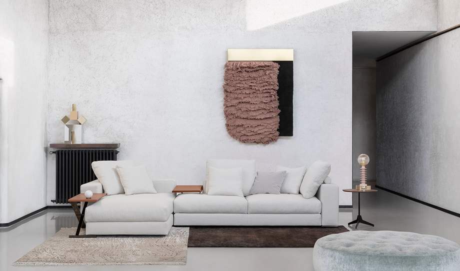 Saba Ananta Class Sofa
