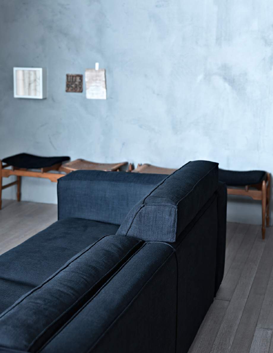 Saba Up Sofa