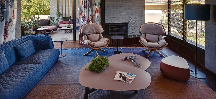 Moroso Phoenix Coffee Table