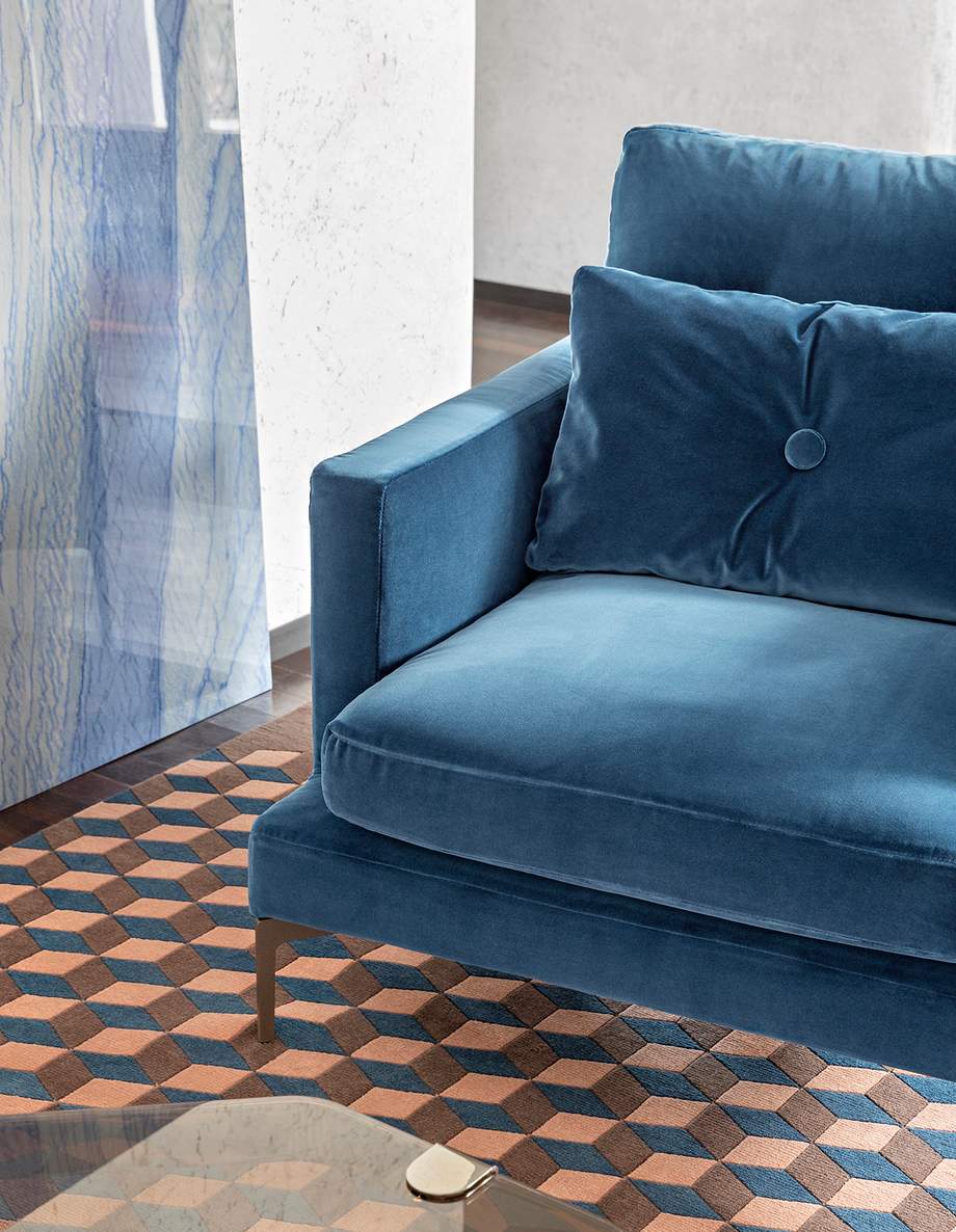 Saba Essentiel Armchair