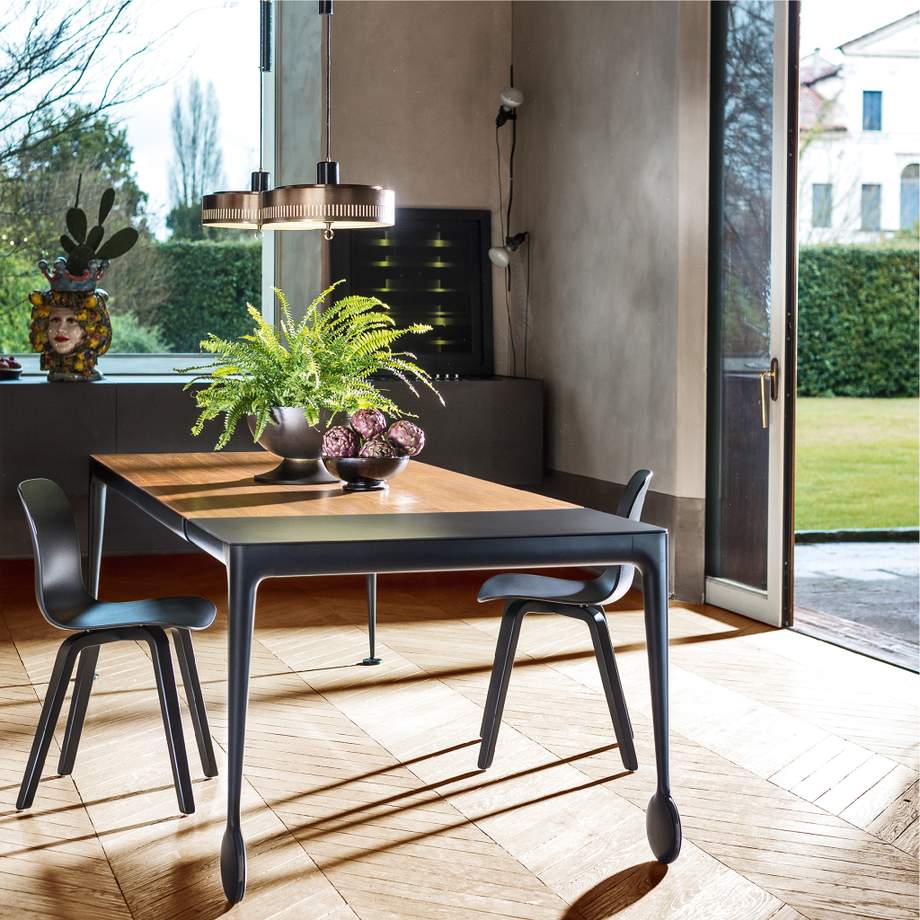 Magis Big_Will Table