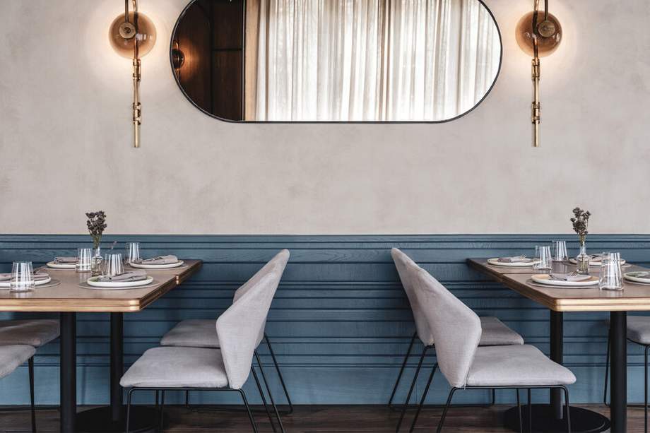 Saba New York Chair