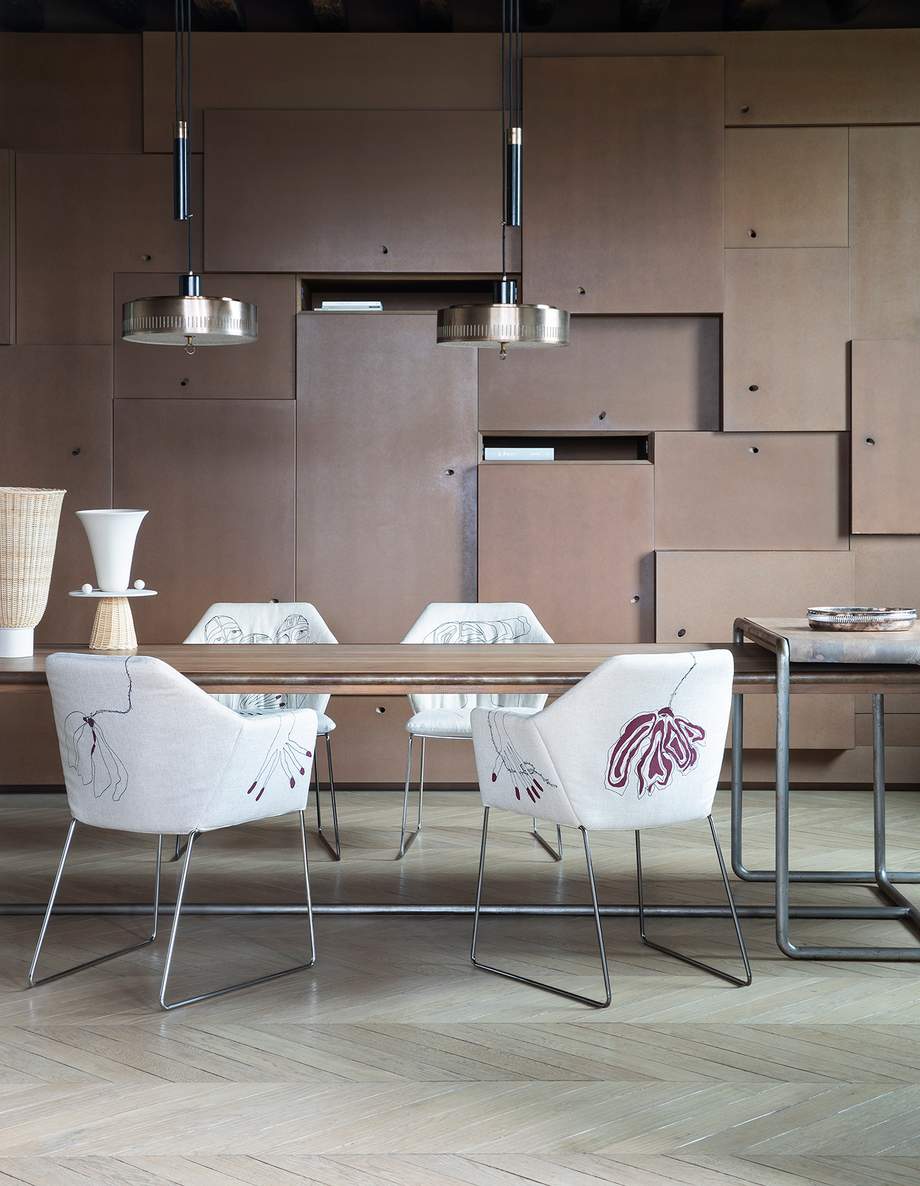 Saba New York Chair