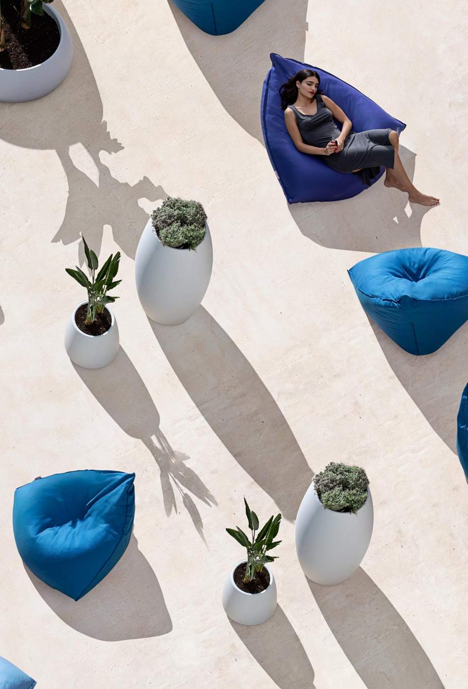 Gobi Outdoor Planter 2