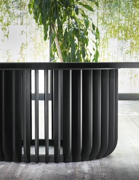 Miniforms Juice Table