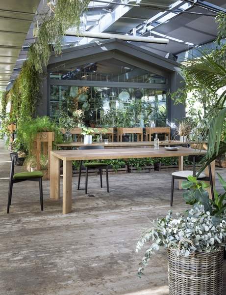 Miniforms Manero Table