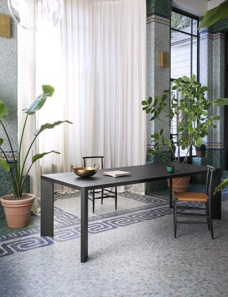 Miniforms Manero Table