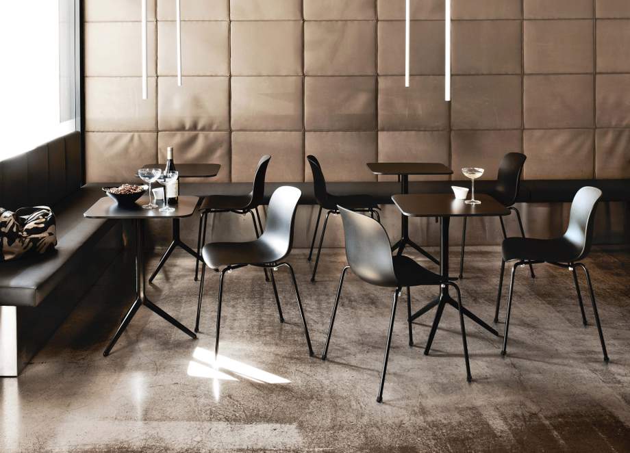 Magis Central Table