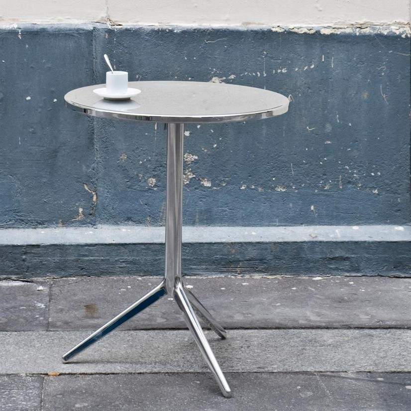 Magis Central Table