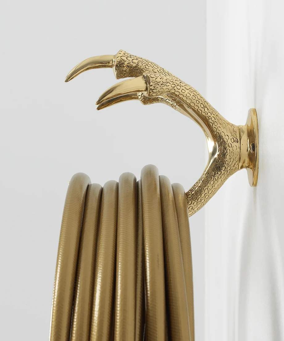 Garden Glory Claw Hose Holder
