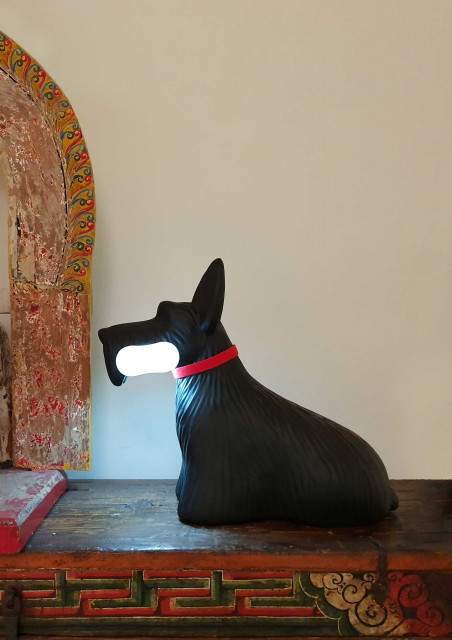 Qeeboo Scottie Lamp