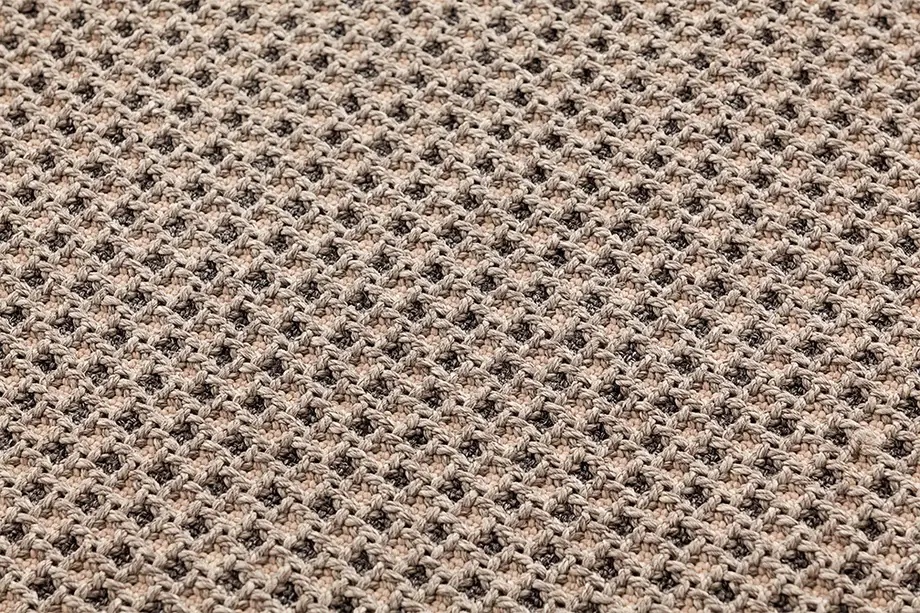 Gan Rugs Garden Layers Roll Gofre Terracotta Small 