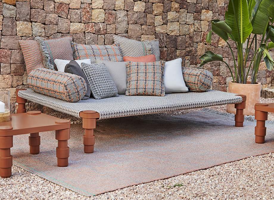 Gan Rugs Garden Layers Rug Diagonal Almond-Peach