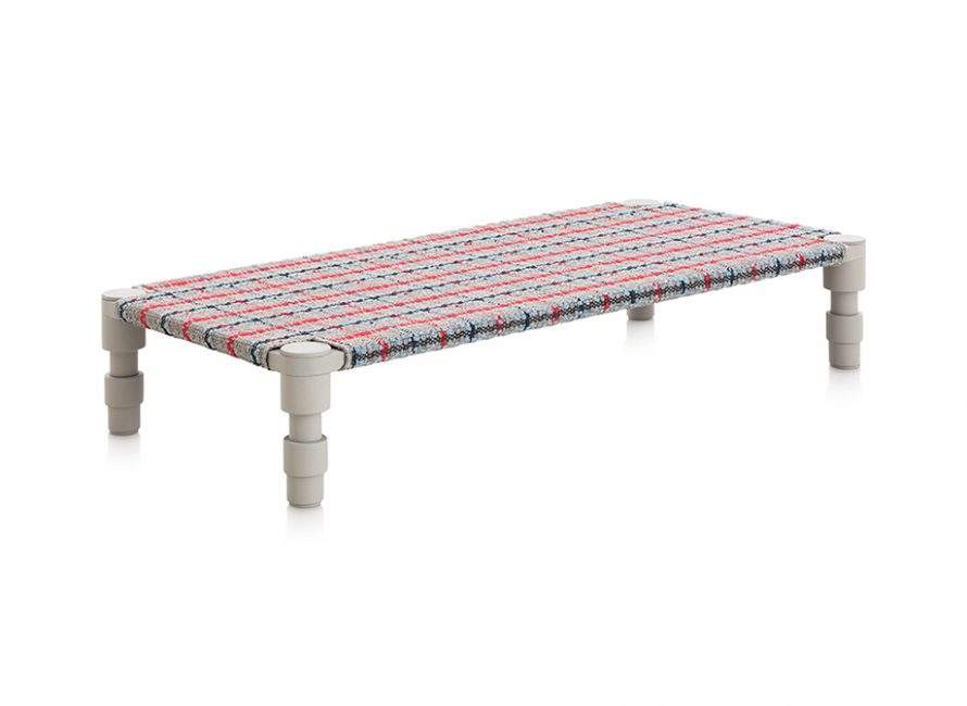 Gan Rugs Garden Layers Indian Bed Tartan Blue