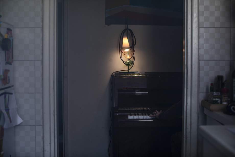 Foscarini Filo Table Lamp 