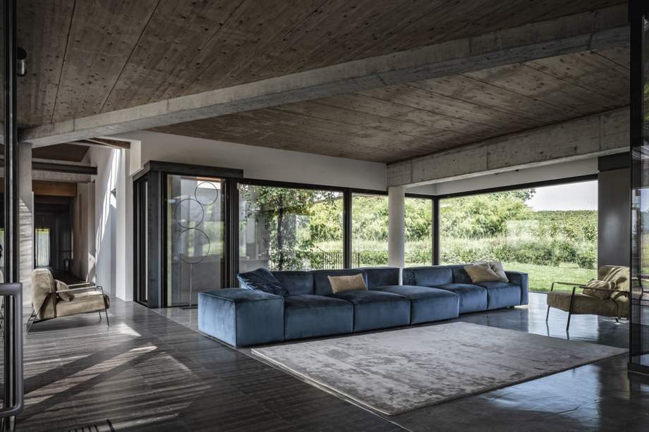Nicoline Cairoli Sofa