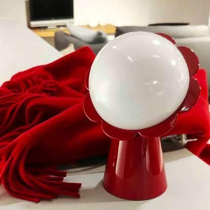Qeeboo Daisy Lamp