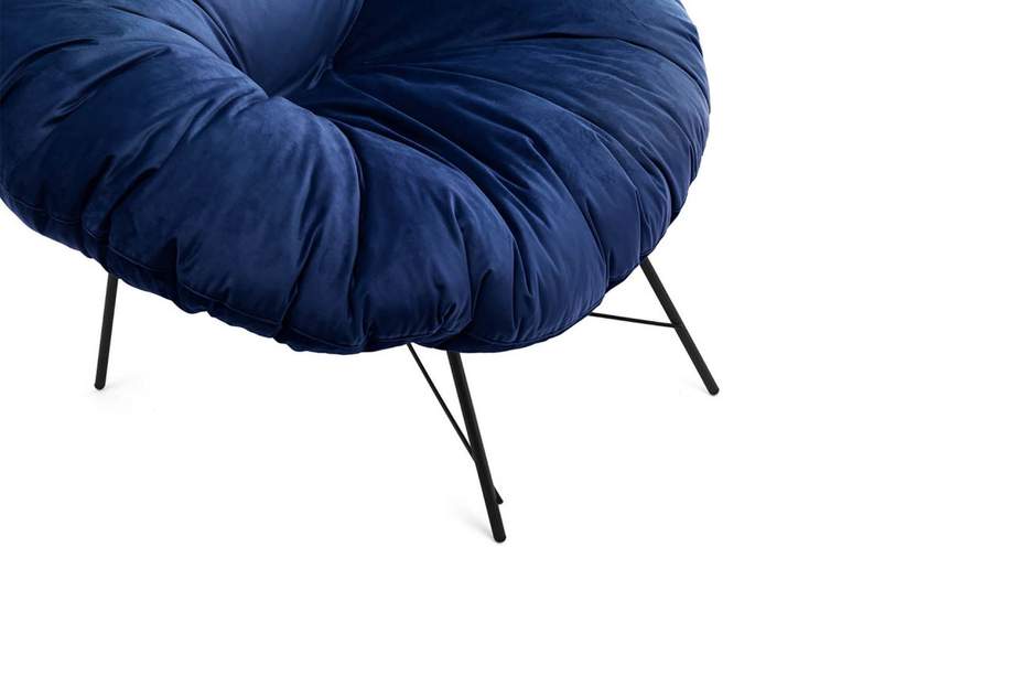 Mogg Closer Armchair 