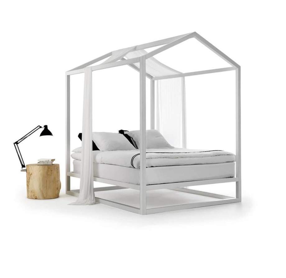 Mogg Casetta in Canada Bed