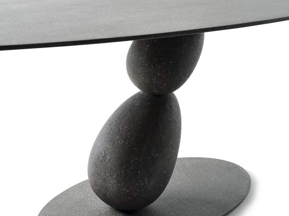 Mogg Matera Table