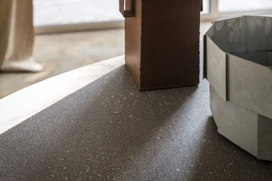 Mogg Matera Table