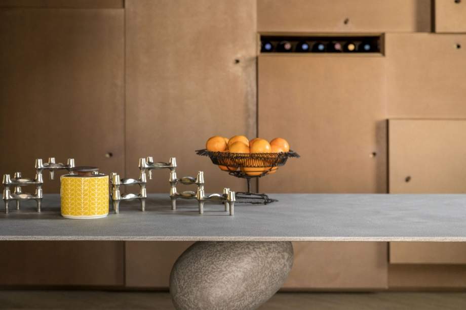 Mogg Matera Table