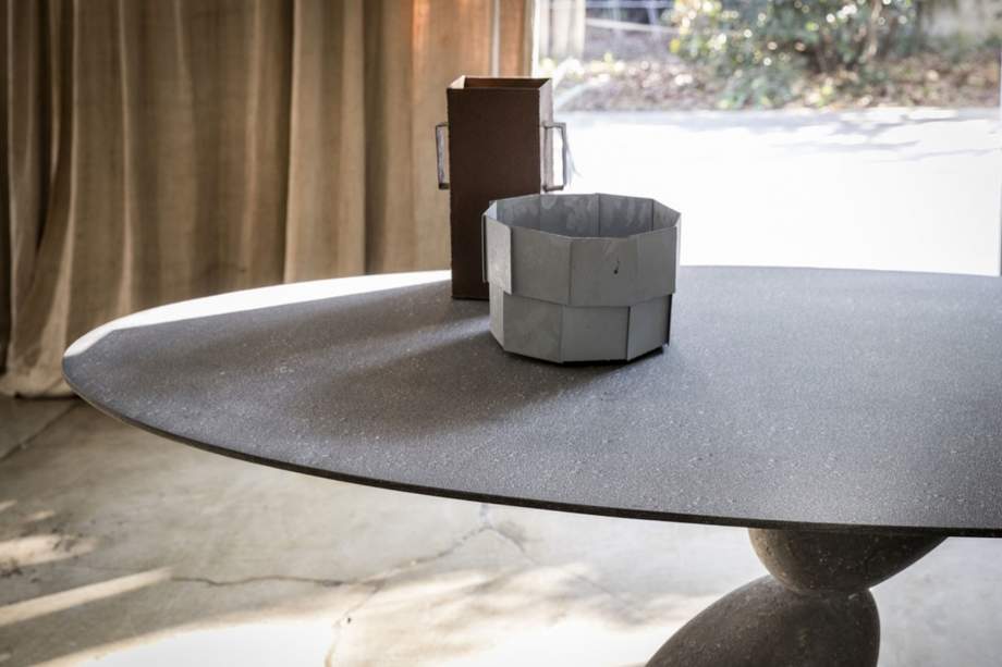 Mogg Matera Table