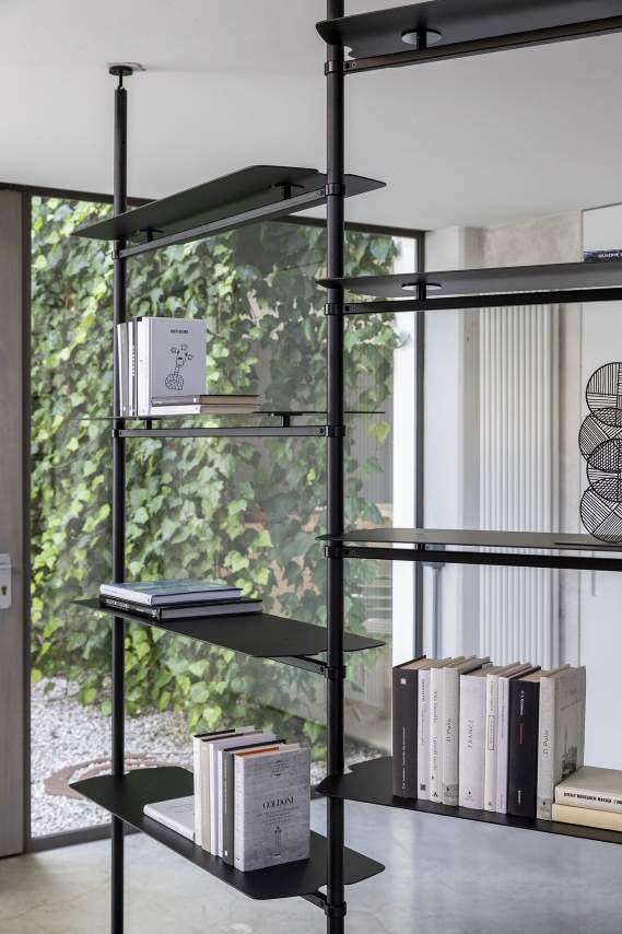 Mogg Levante Bookcase