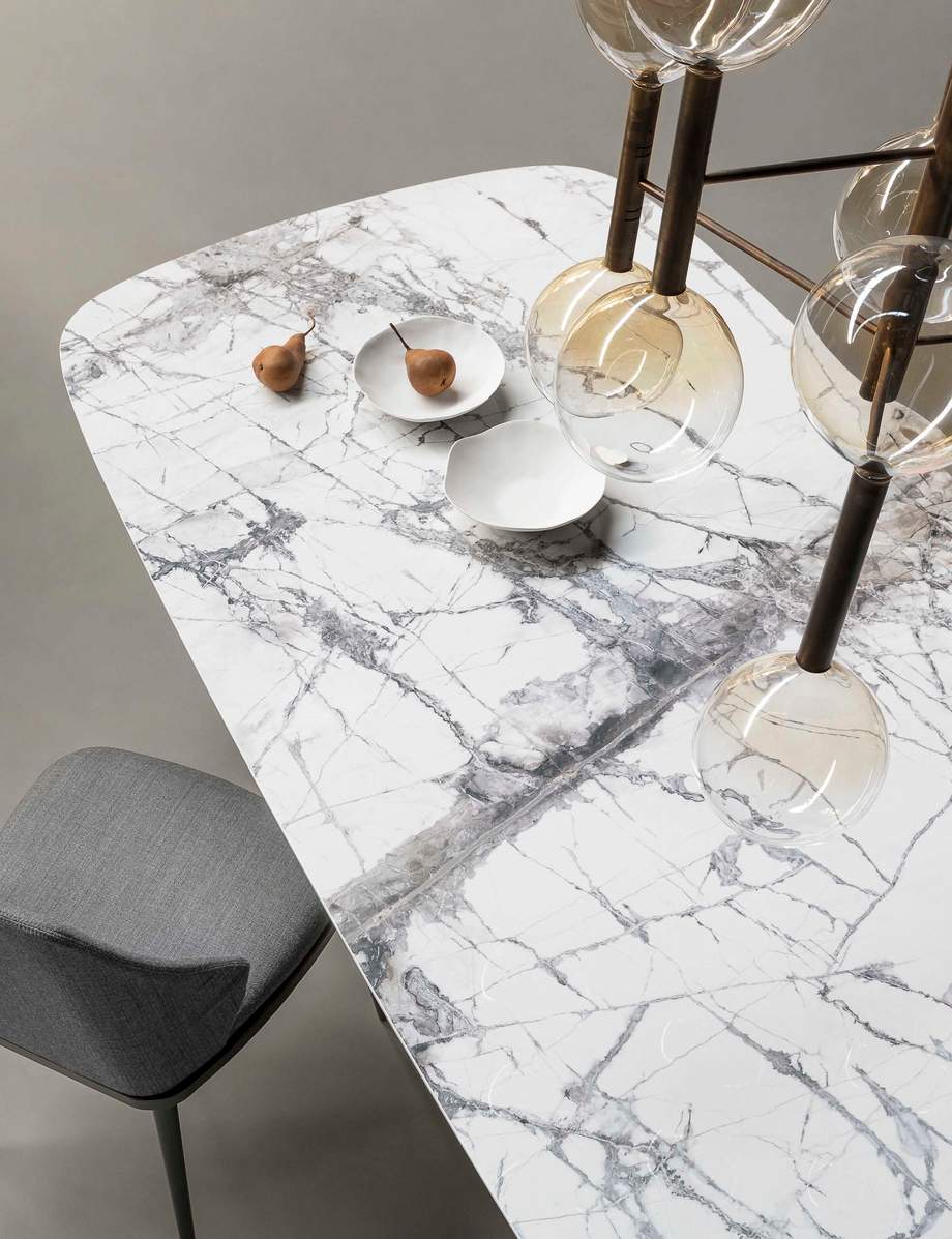 Bonaldo Slot Table