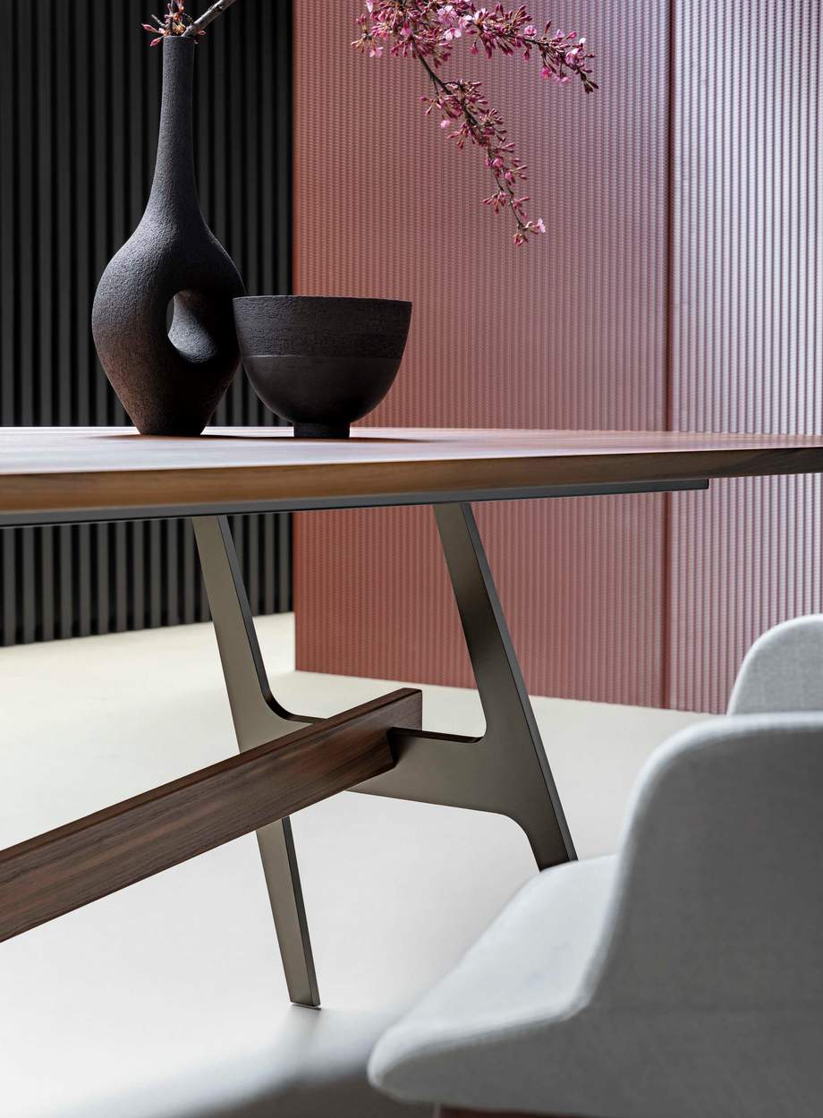 Bonaldo Slot Table