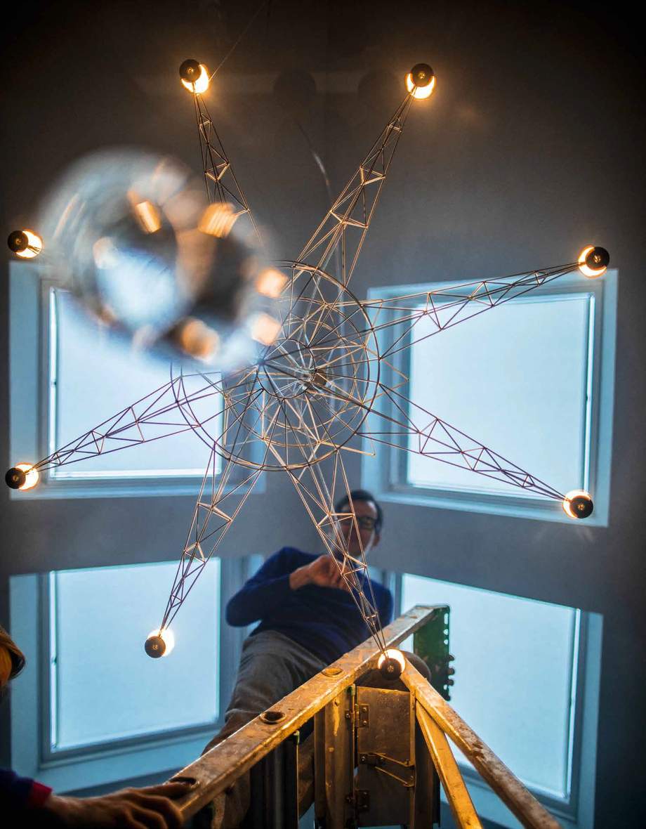 Foscarini Lightweight Suspension Lamp