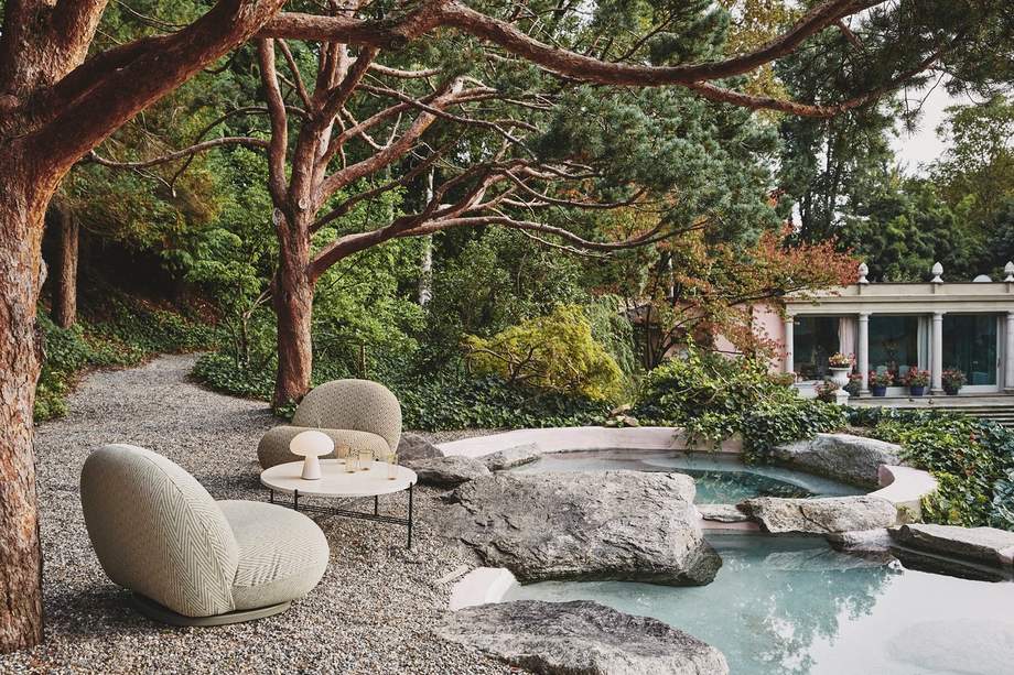 Gubi TS Coffee Tables Outdoor