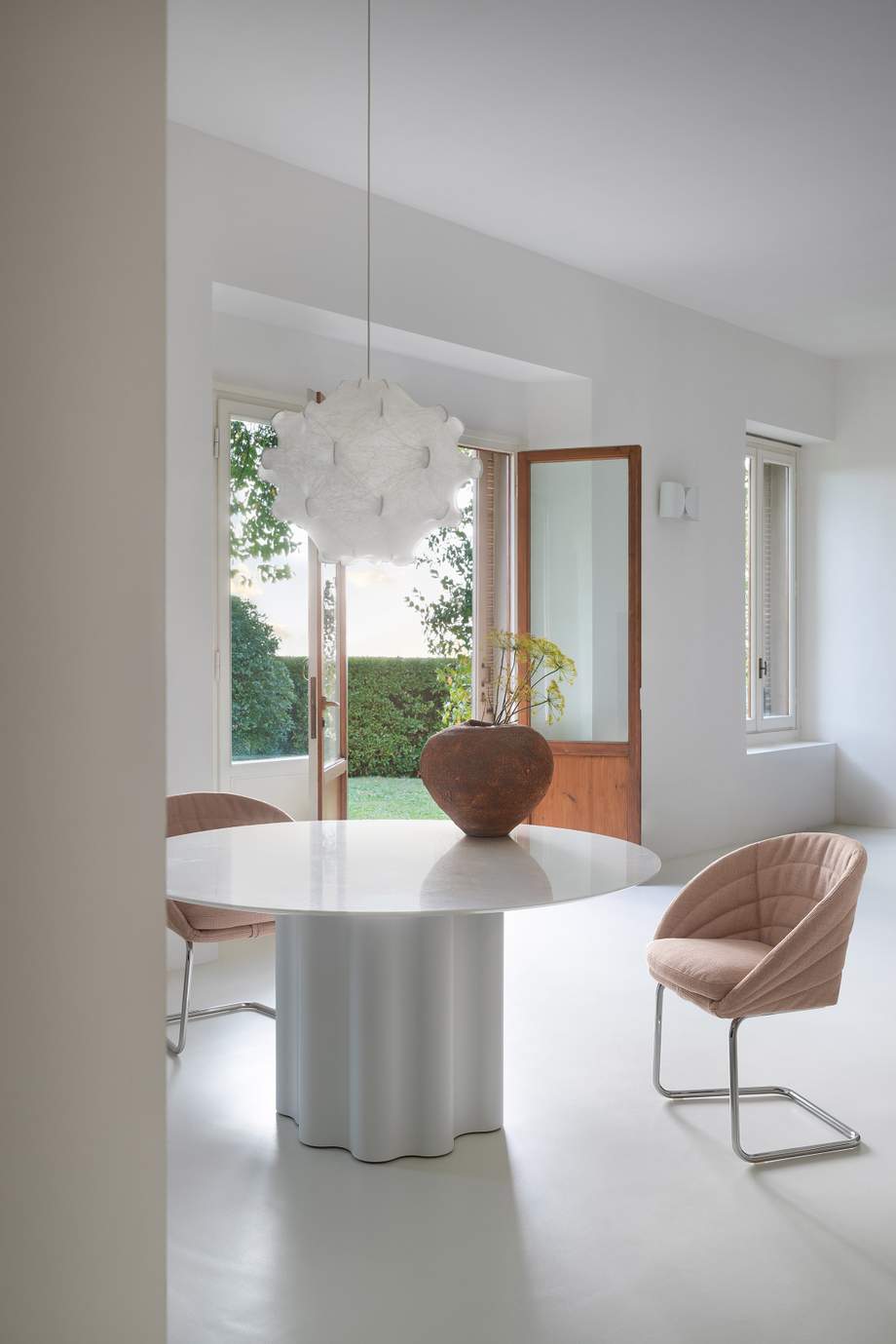 Saba Petite Fleur Chair