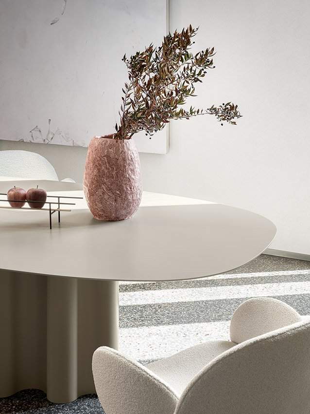 Saba Teatro Magico Table