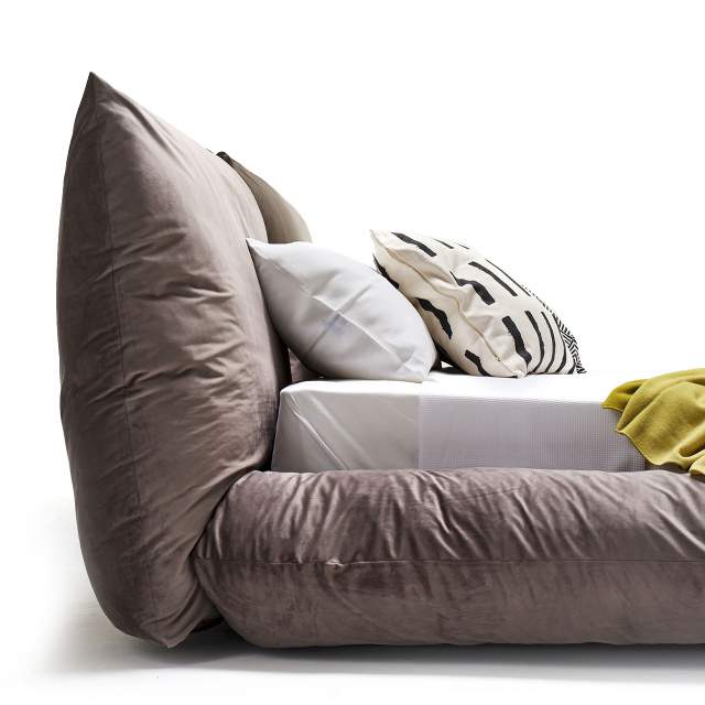 Mogg Alba Bed