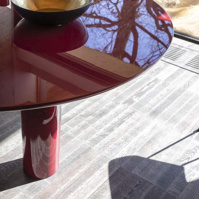 Mogg Elephante Table