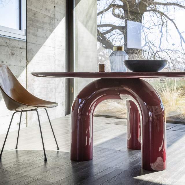 Mogg Elephante Table