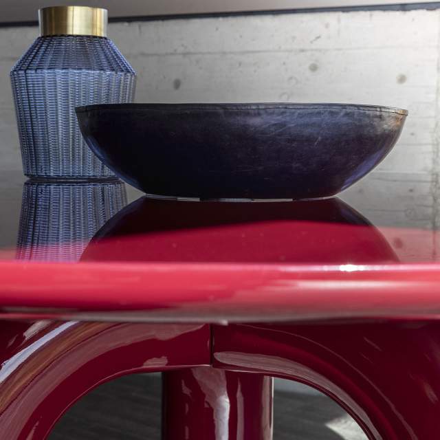 Mogg Elephante Table