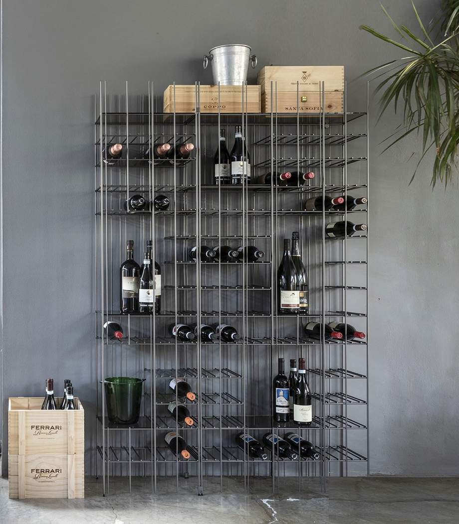 Mogg Metrica Wine