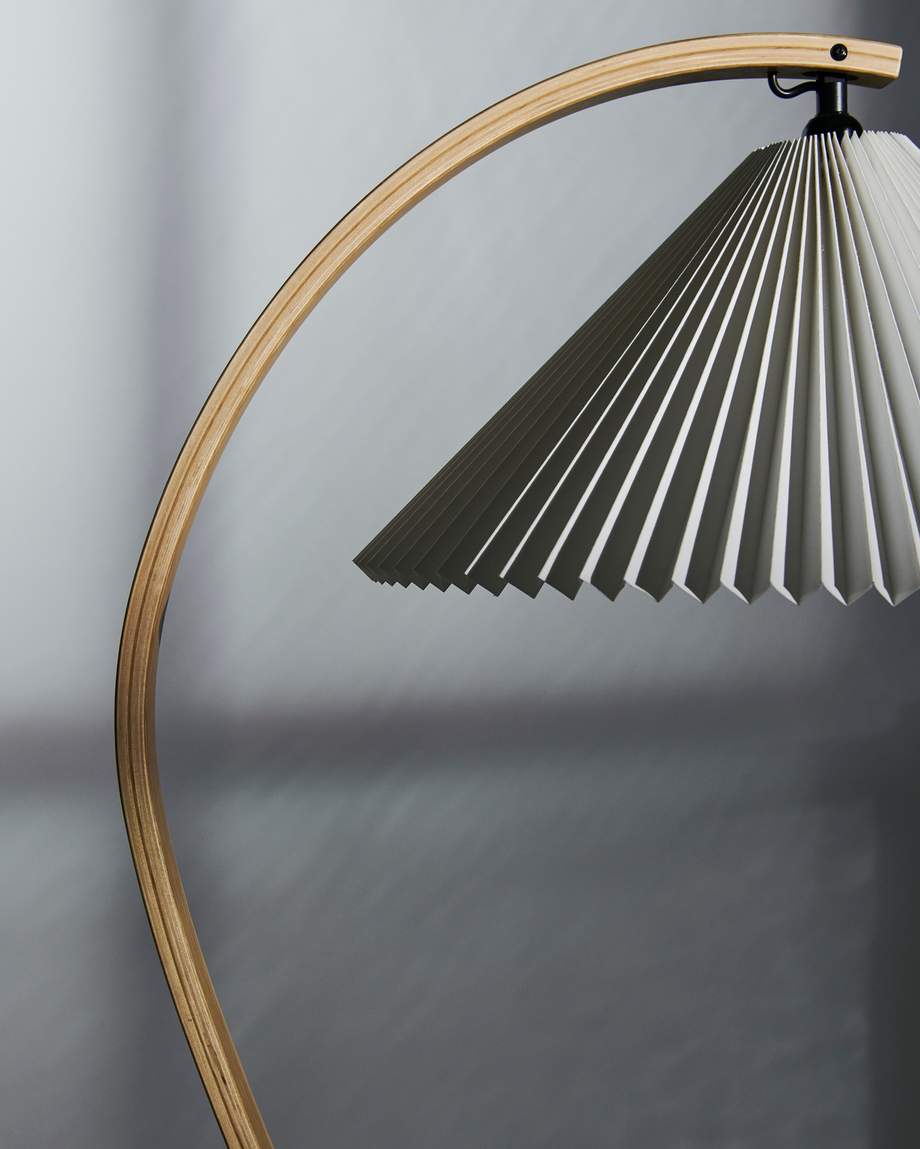 Gubi Timberline Floor Lamp